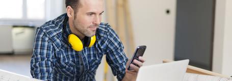 Zeiterfassung im Handwerk: Manuell vs. digital – Was lohnt sich wirklich?