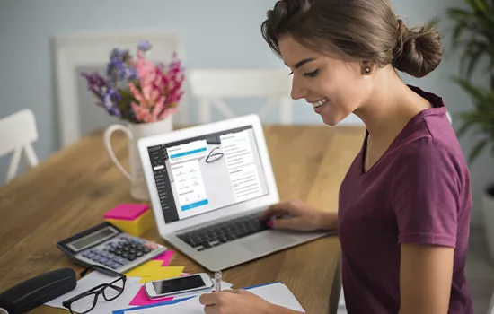 Zuverlässiger Datenversand an die Gehaltsabrechnung